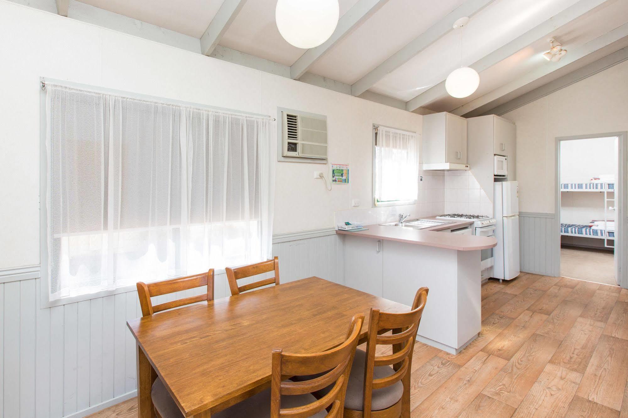 Nrma Mildura Riverside Holiday Park Buitenkant foto