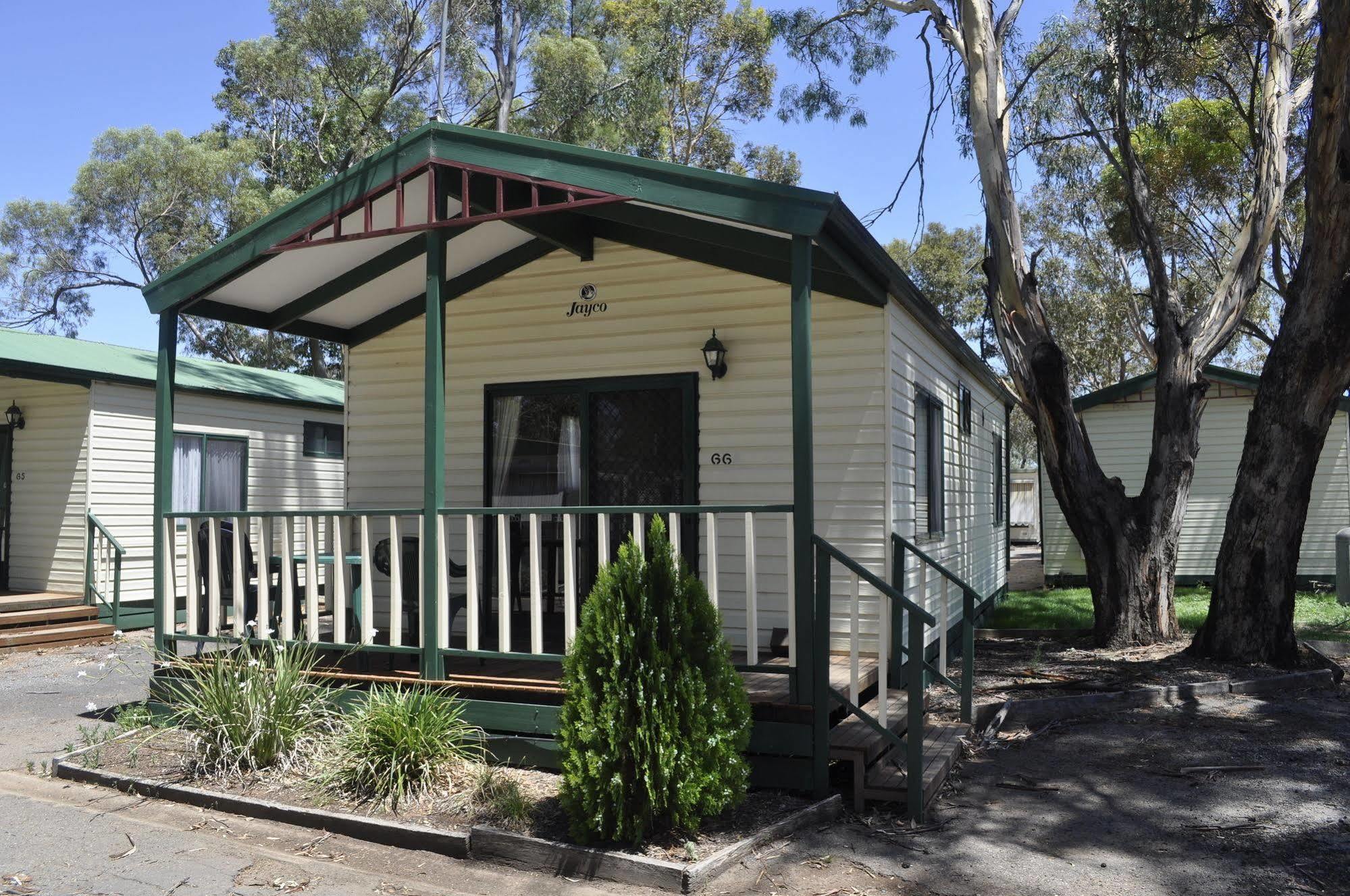 Nrma Mildura Riverside Holiday Park Buitenkant foto